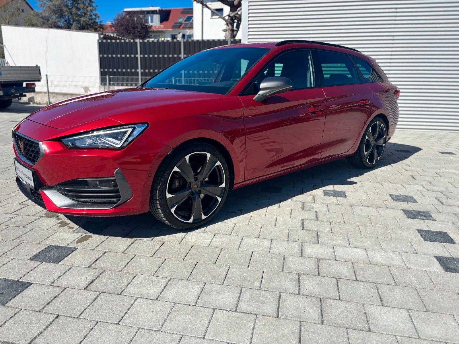 Fahrzeugabbildung CUPRA Leon Sportstourer VZ e-Hybrid