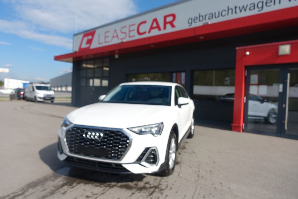 Image of Audi Q3