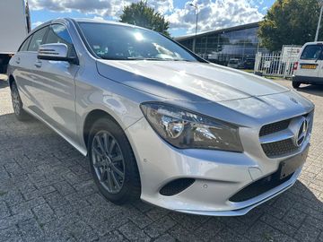 Mercedes CLA 200 Shooting Brake - 7
