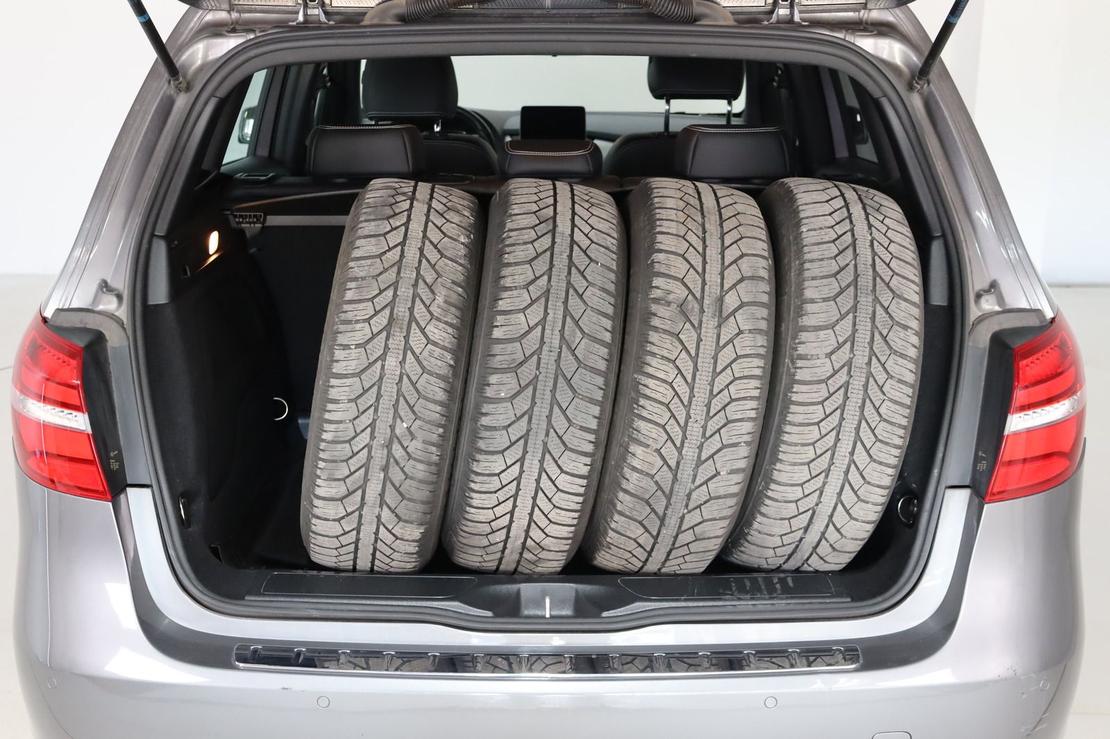 Fahrzeugabbildung Mercedes-Benz B 180 d * LED * Navigation