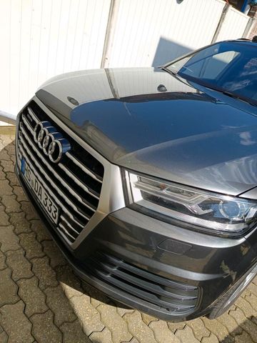 Audi Auto Audi Q7  3x S-Line V6 3 Liter quattro...