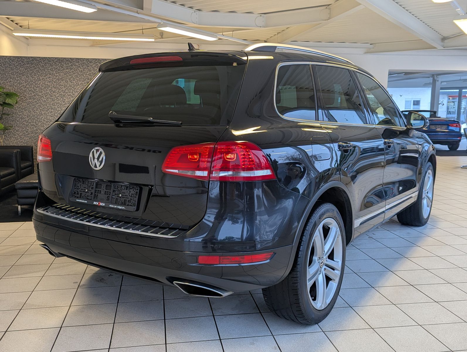 VW Touareg V6 3.0TDI Luft Leder AHK ACC Cam 20" - Image 7