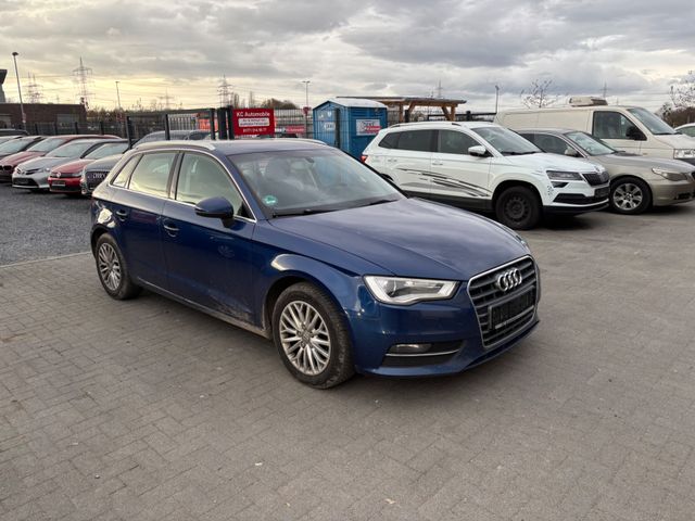 Audi A3 Sportback ambiente*5TÜRIG*XENON*NAVI*