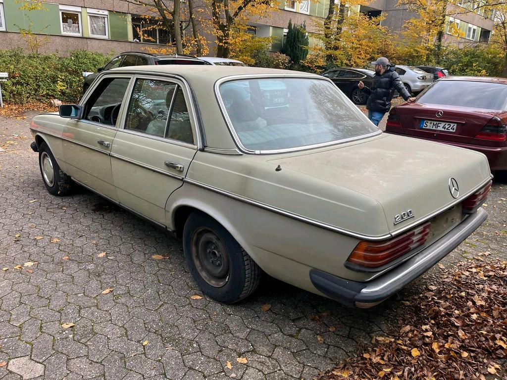Mercedes-Benz 200