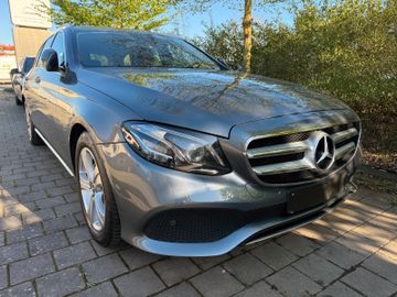 Mercedes E 220 - 7
