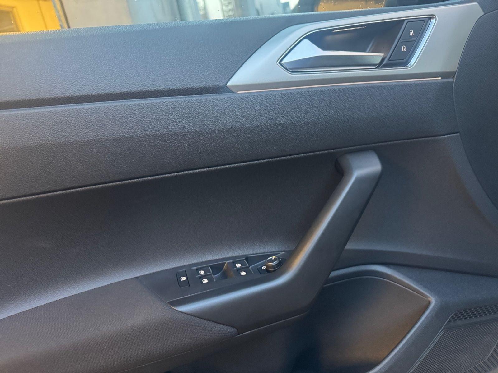 Volkswagen Taigo Life 1,0 l TSI OPF DSG Navi IQ.Light PDC L, миниатюра 7