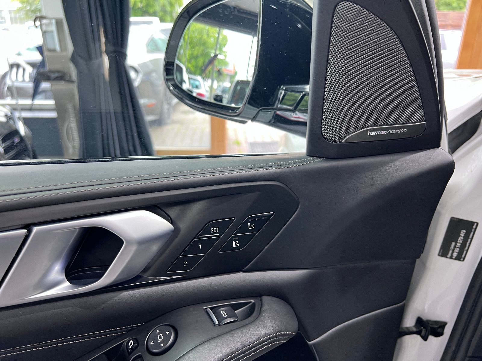 Fahrzeugabbildung BMW X5 M50d*LASER*SKY-LOUNGE*LUFT*7-SITZER*MASSAGE*