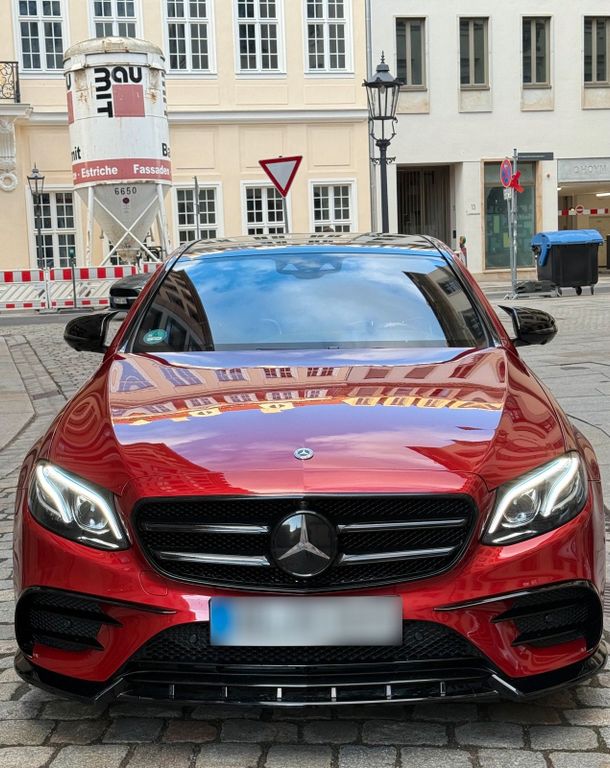 Image of Mercedes-Benz E 200
