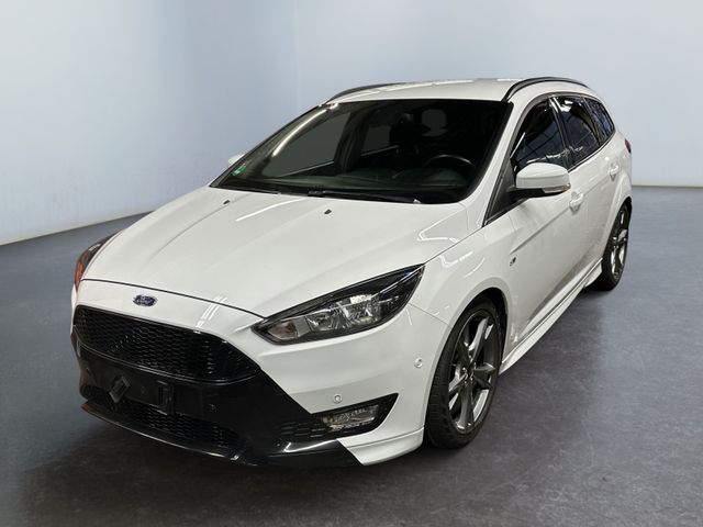 Ford Focus Turnier ST-Line