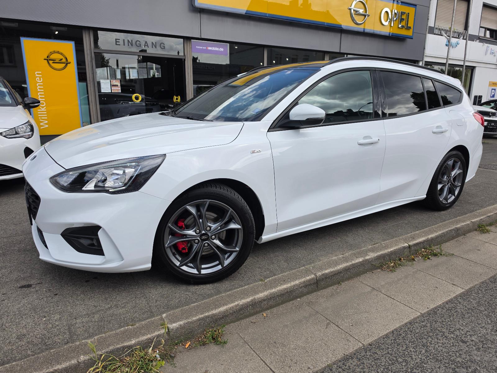 Ford Focus Turnier ST-Line X PANO+2 JAHRE GARANTIE+