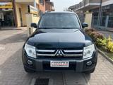 Mitsubishi Pajero 3.2 DI-D 16V 5p. Intense 7p - Mitsubishi Pajero Kombi Gebrauchtwagen