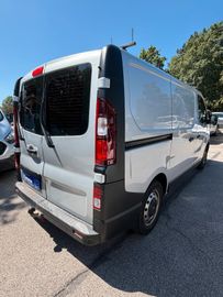 Opel Vivaro - 7