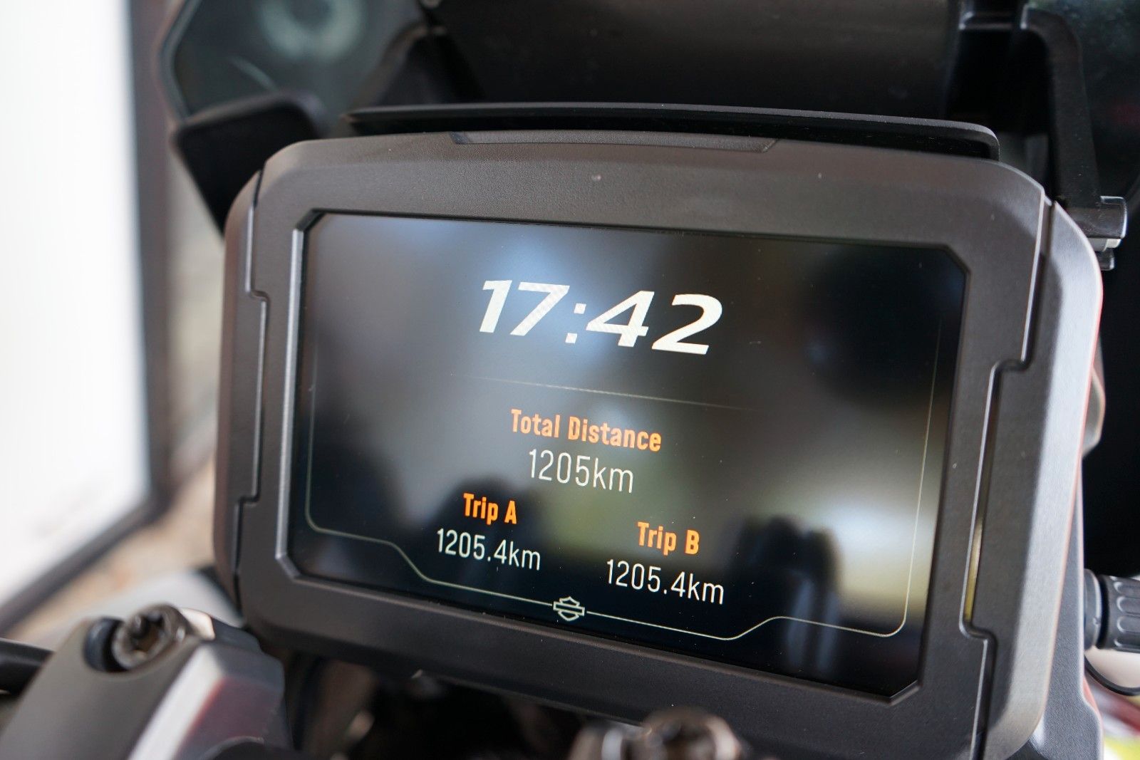 Fahrzeugabbildung Harley-Davidson Pan America 1250 ST-17 Zoll-Supermoto-Neuwertig