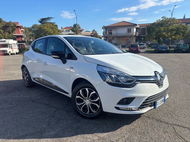 Renault Clio dCi 90 CV 5 porte Moschino 2019