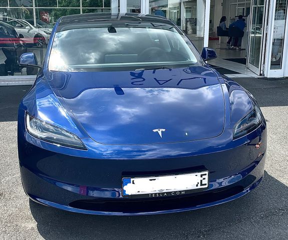 Tesla Model 3 Hinterradantrieb RWD Highland 