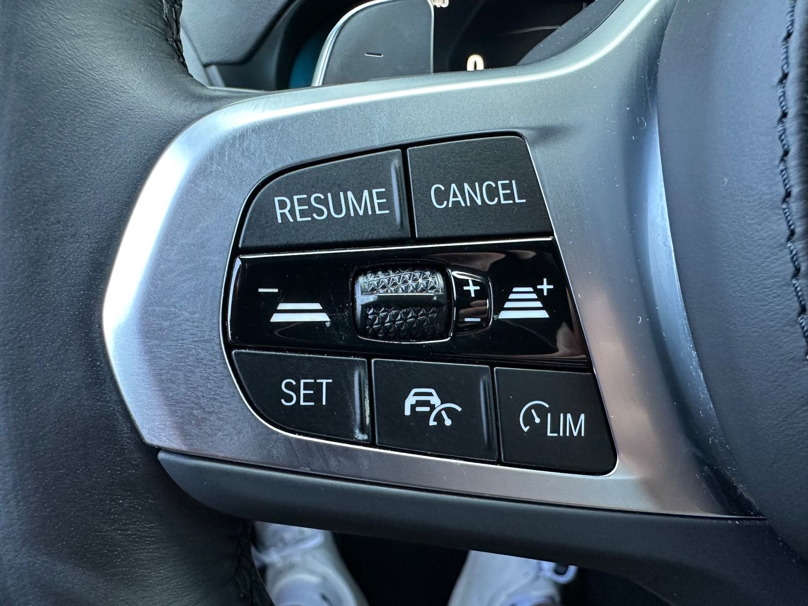 Fahrzeugabbildung BMW X3 xDrive30d M-Sport NAV+LED+AHK+HUD+360°+19ZO