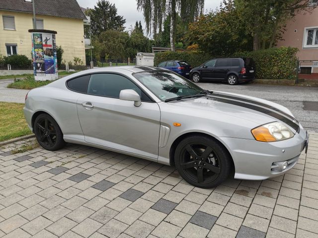 Hyundai Coupe