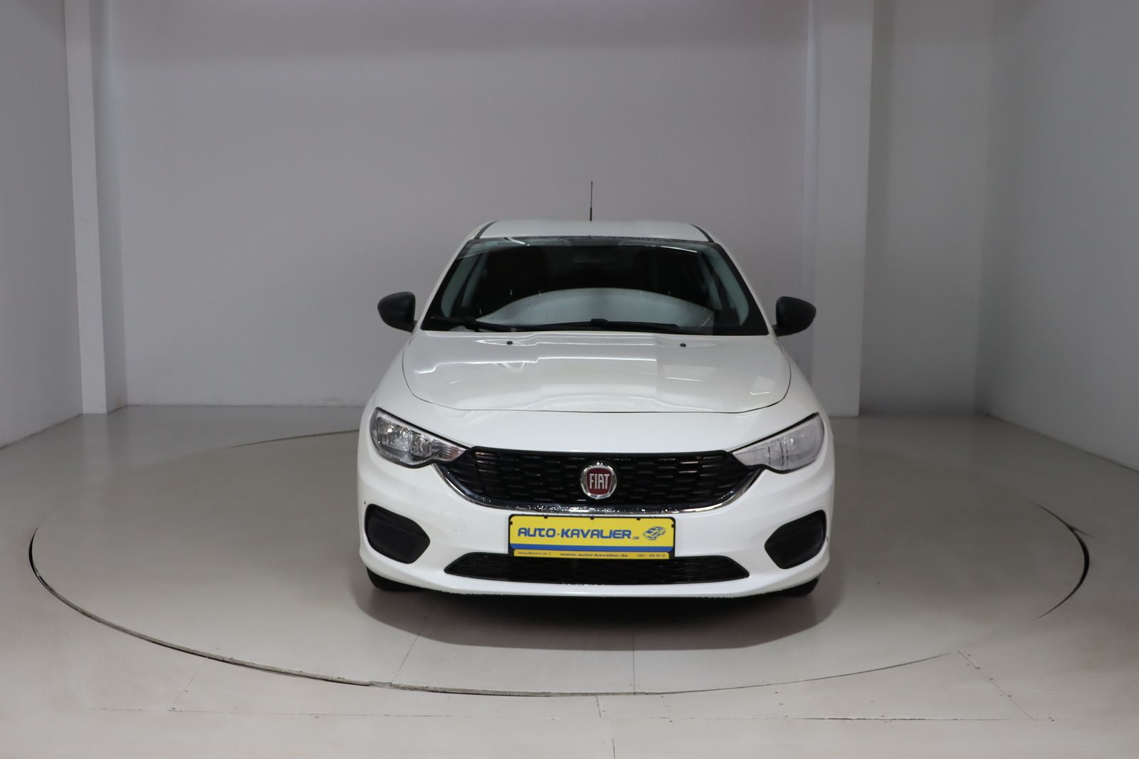 Fahrzeugabbildung Fiat Tipo 1.4 * PDC * HU/AU neu