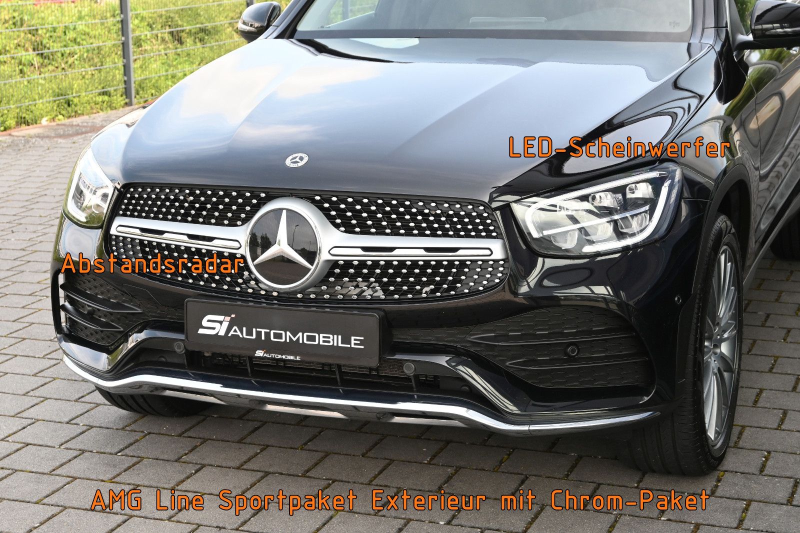 Fahrzeugabbildung Mercedes-Benz GLC 300 de 4MAT. AMG LINE °ACC°HEAD-UP°MEMORY°