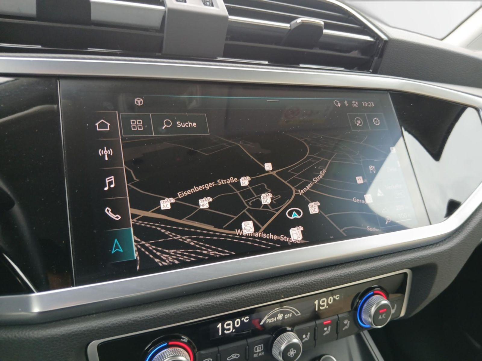 Audi Q3 35 TFSI advanced Matrix Navi Einparkhilfe hin, миниатюра 15
