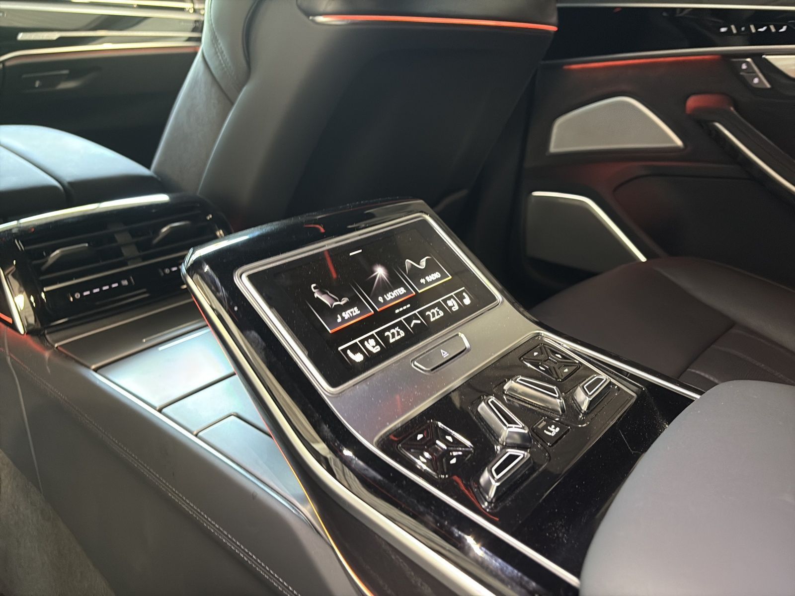 Audi A8 - Bild 19