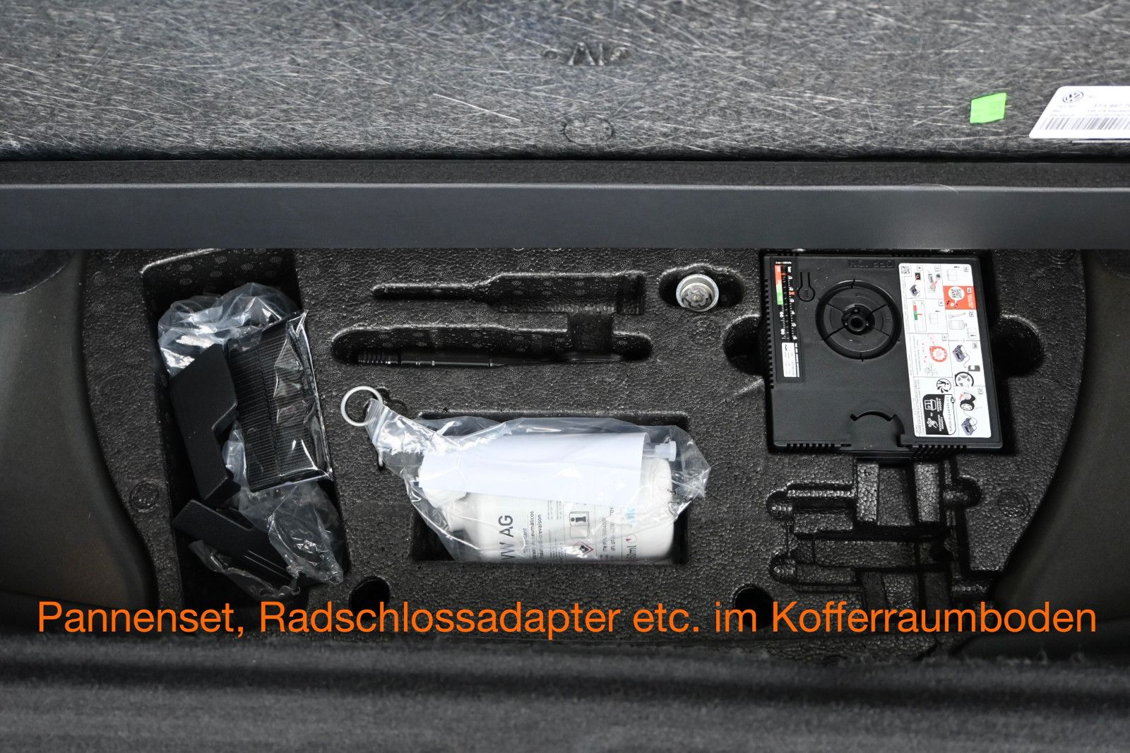 Fahrzeugabbildung Volkswagen Touran 1.5 TSI DSG °ACC°AHK°PANO°STHEIZ°DYNAUDI°