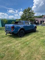 Ford Raptor - blaue Ford Raptor