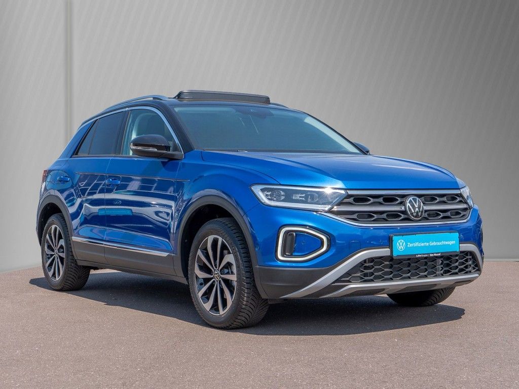 Volkswagen T-Roc 1.5 TSI DSG Style AHK Pano Navi foto 4