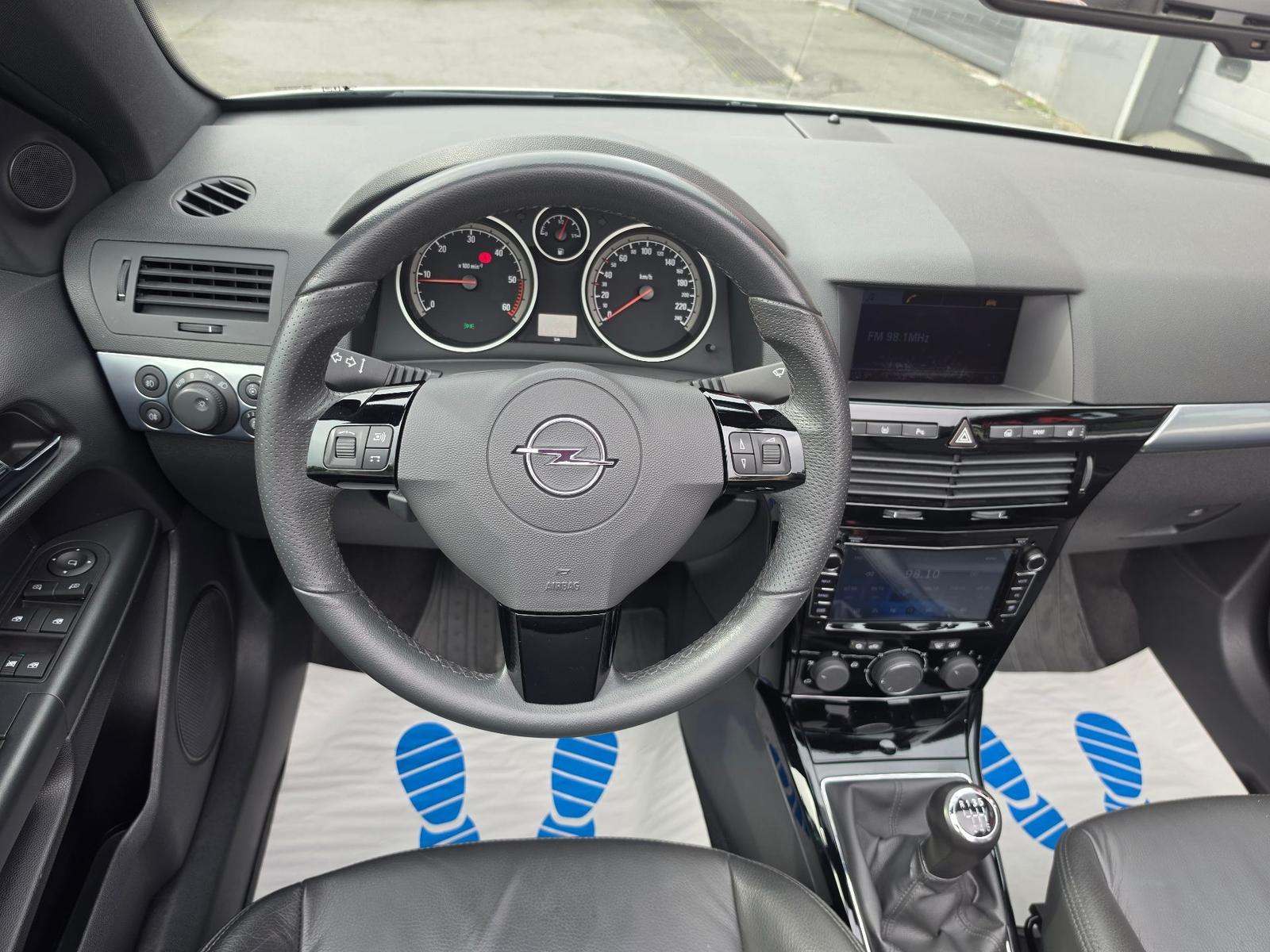 Opel Astra 1.9 CDTI DPF Twin Top|Leder|Navi|Sport