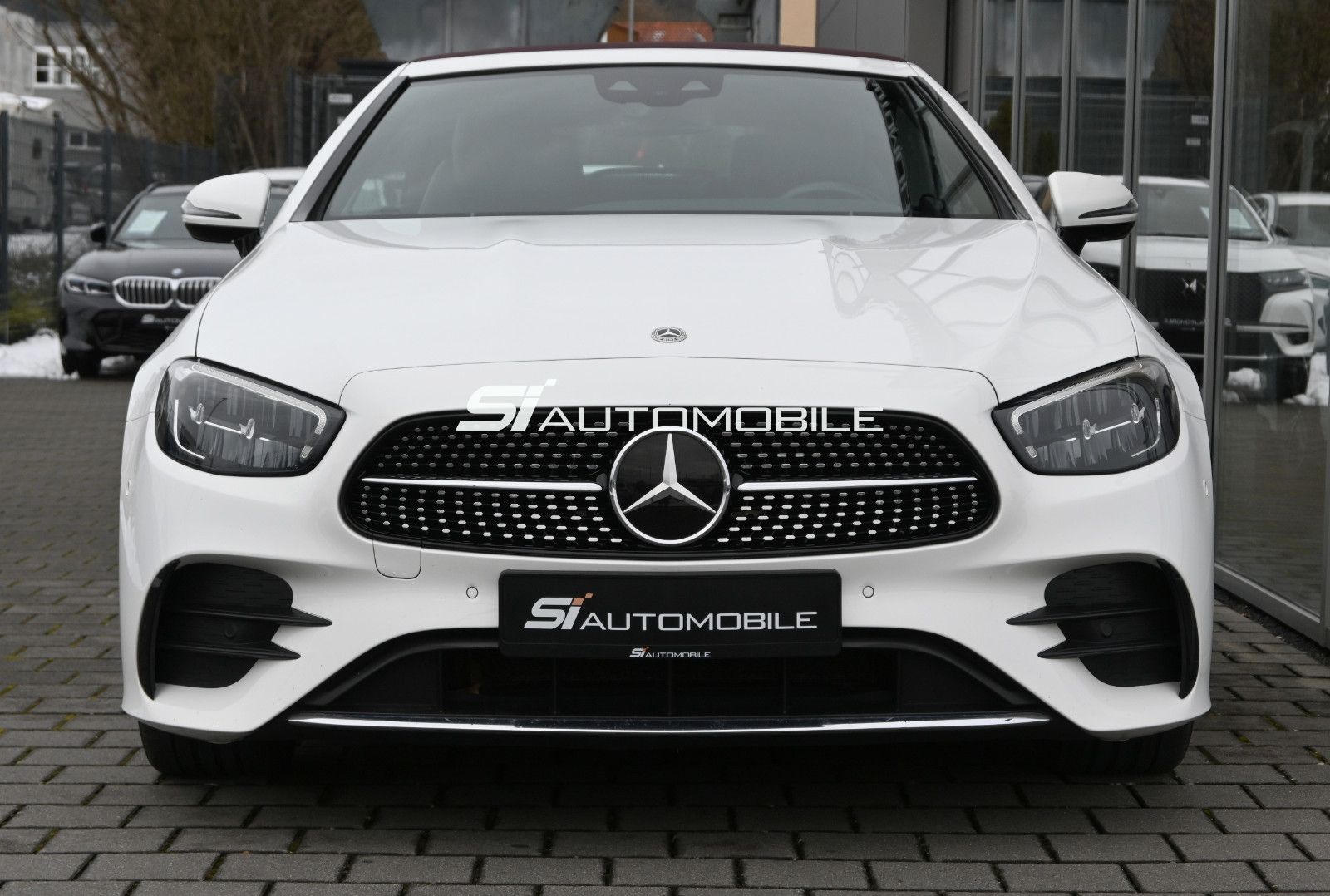 Fahrzeugabbildung Mercedes-Benz E 220 d Cabrio 2x AMG °ACC°STANDHEIZUNG°8-FACH°