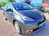 Toyota Aygo (X) 1,0-l-VVT-i x-play touch - Toyota Gebrauchtwagen in Bremen
