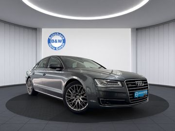 Audi A8 - 1
