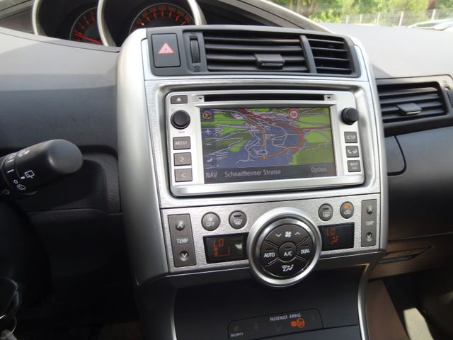 Fahrzeugabbildung Toyota Verso Travel/Kamera/Navi/131PS/95.500km/