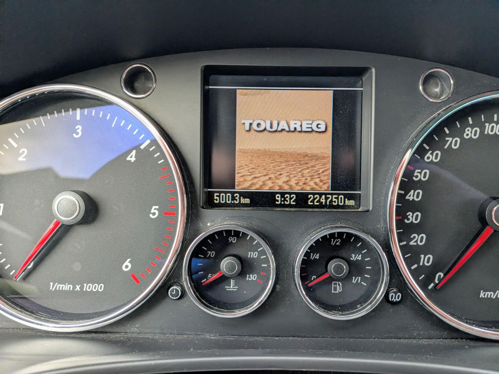 Volkswagen Touareg 2005 — photo 10
