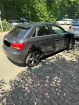 Audi A1 1.6 TDİ FULL - Audi A1 mit Diesel-Antrieb: Limousine, 1.6