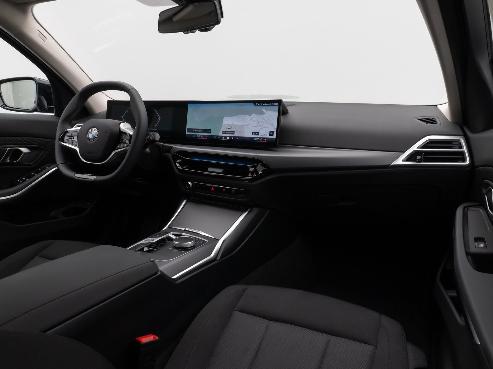 Fahrzeugabbildung BMW 318i Kamera DAB Widscreen Sportlenkrad Alarm LED