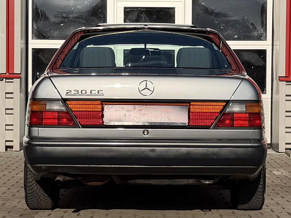 MERCEDES-BENZ CE 230 132 CH BVA - VOLANT CUIR - TOIT OUVRANT - 198450 km