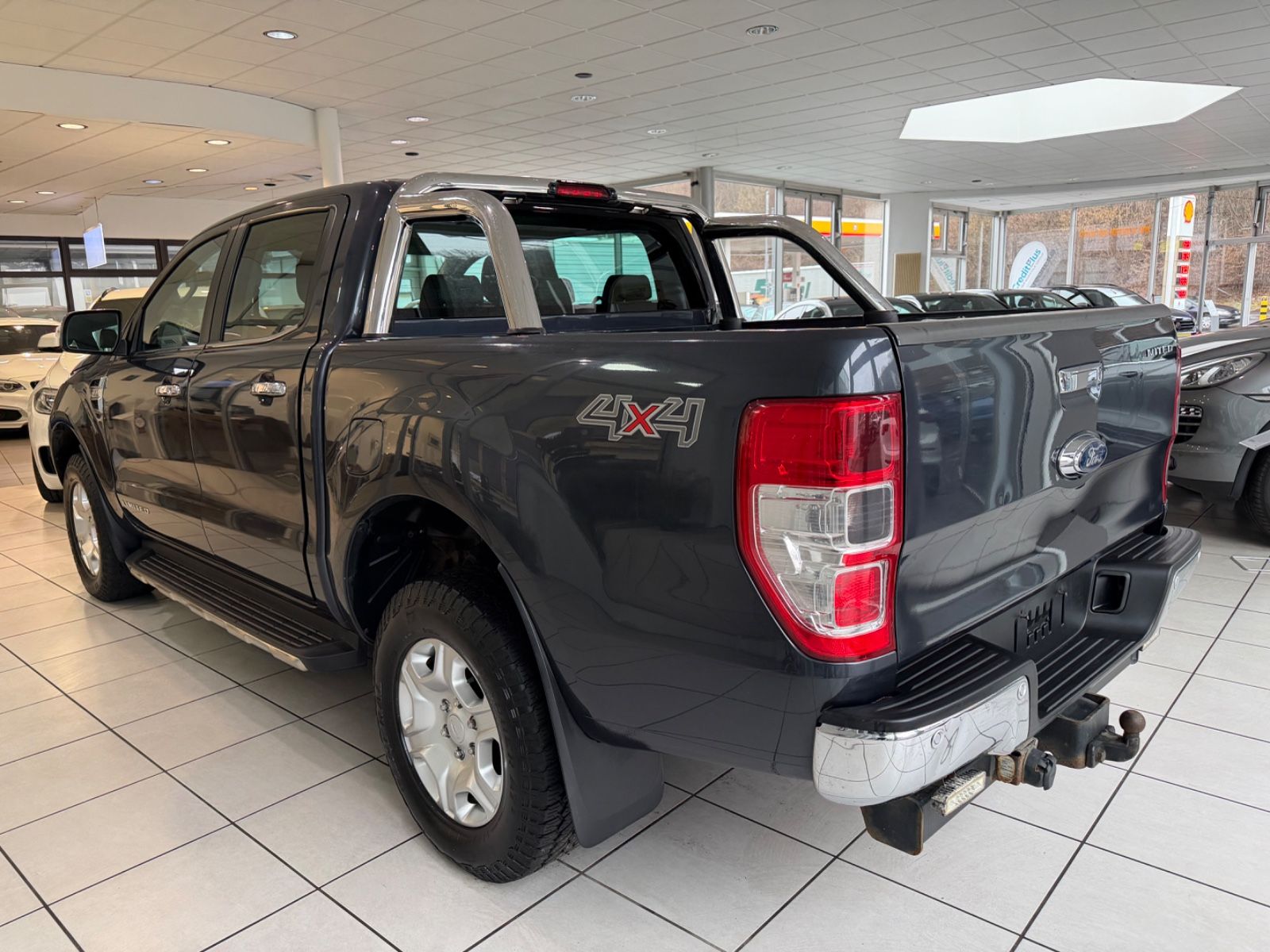 Fahrzeugabbildung Ford Ranger Limited Doppelkabine 4x4