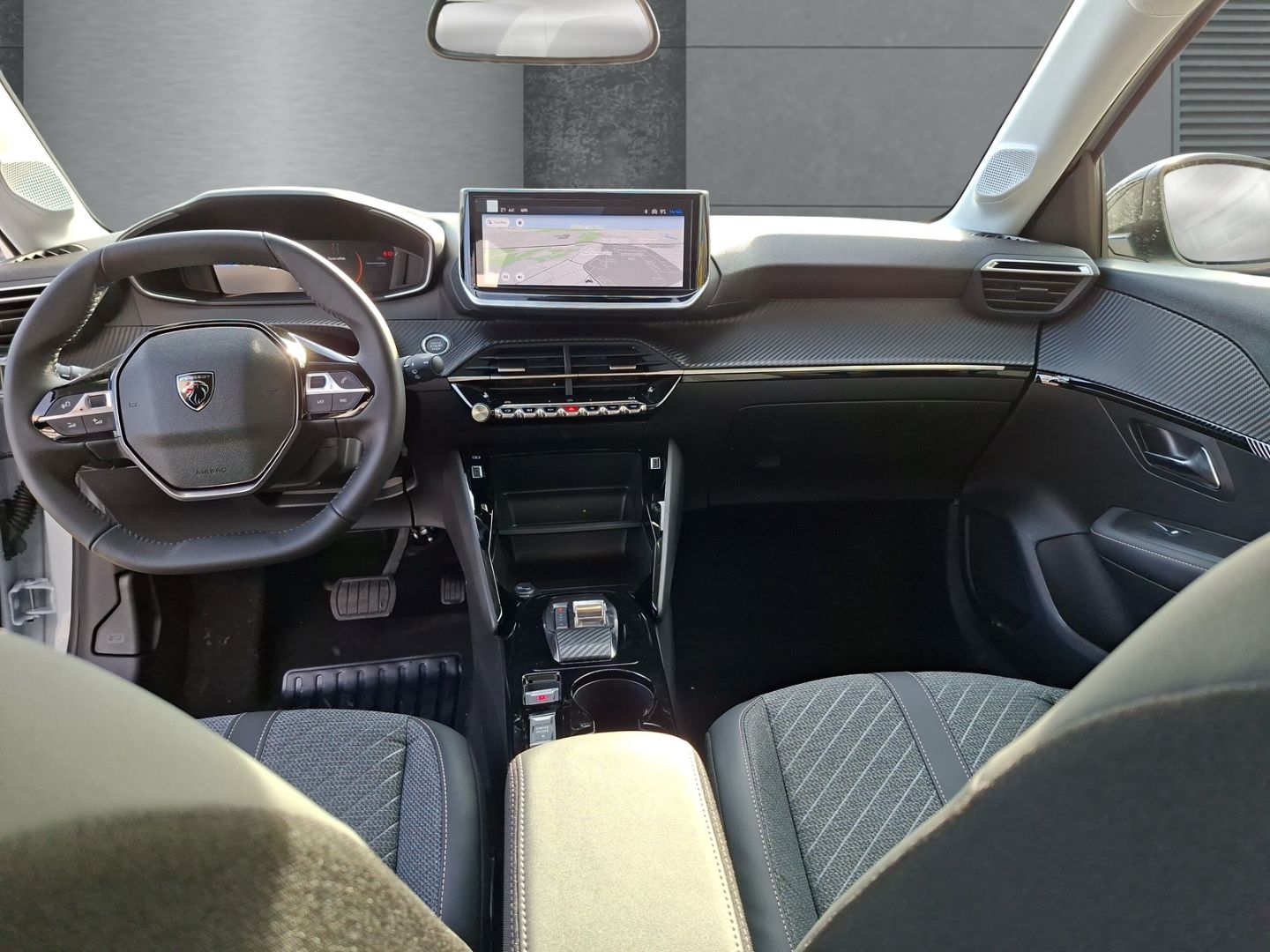 Peugeot e-208 - Bild 9