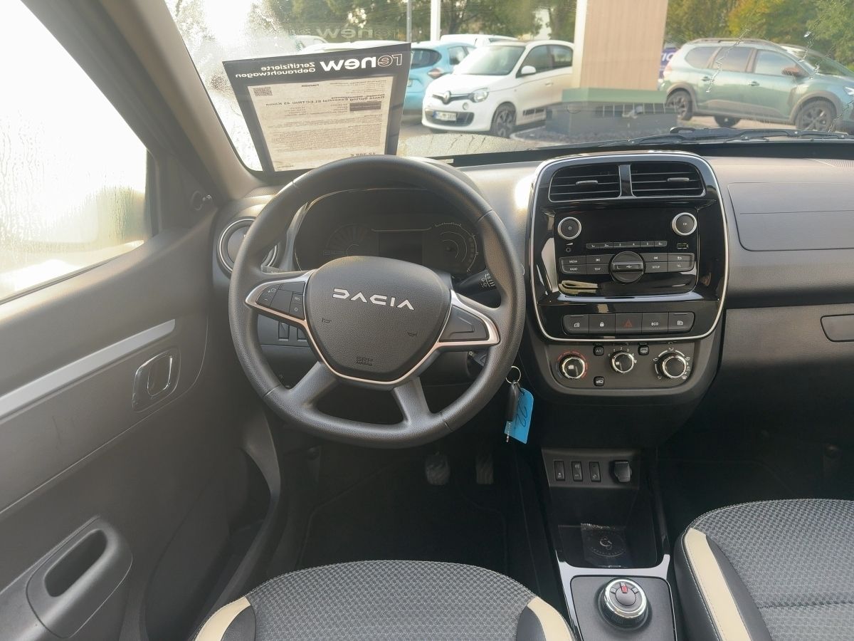 Fahrzeugabbildung Dacia Spring Essential ELECTRIC 45 Klima