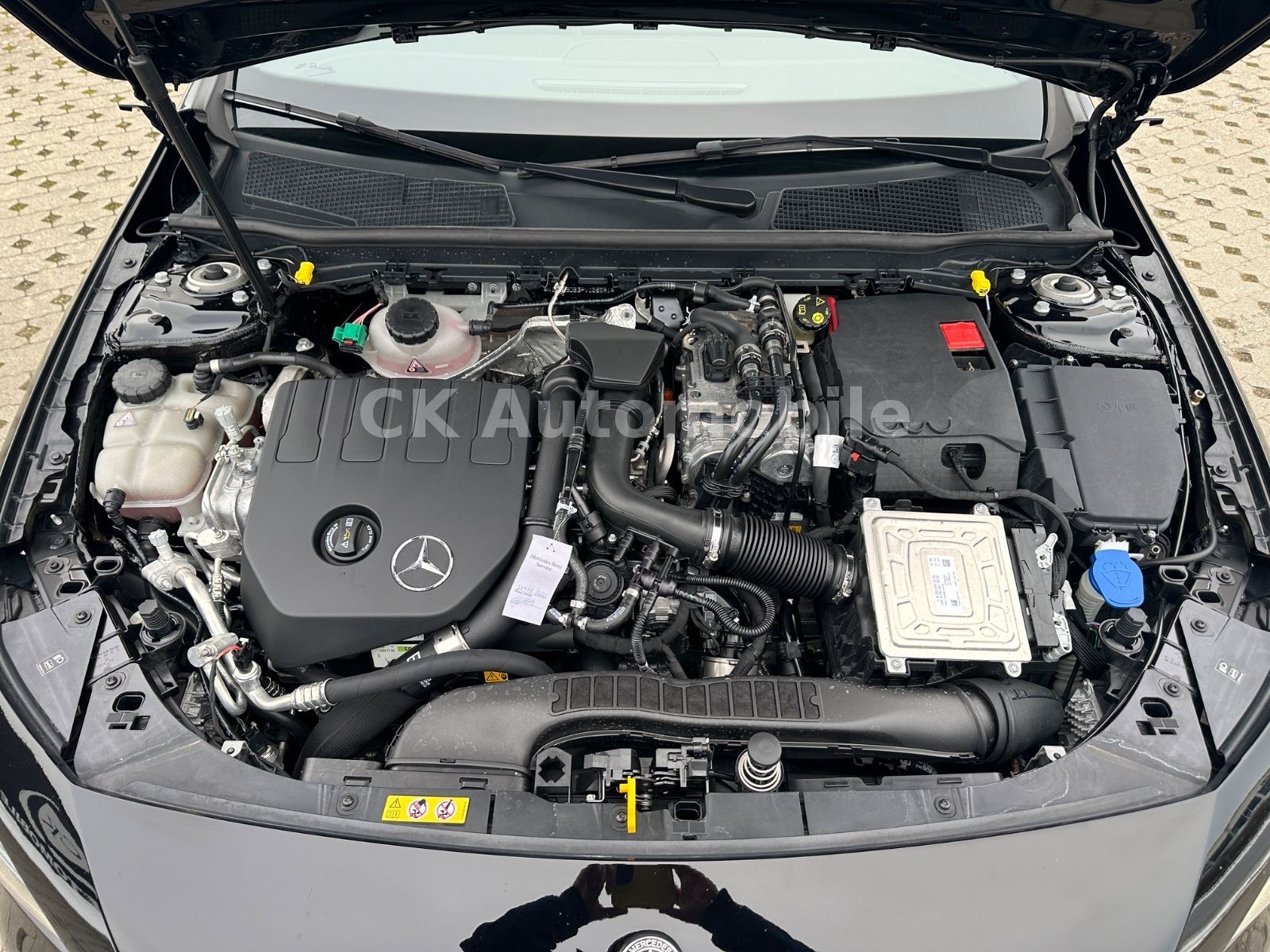 Fahrzeugabbildung Mercedes-Benz A 250e AMG-Line/Night-Paket/Navi/LED/Kamera