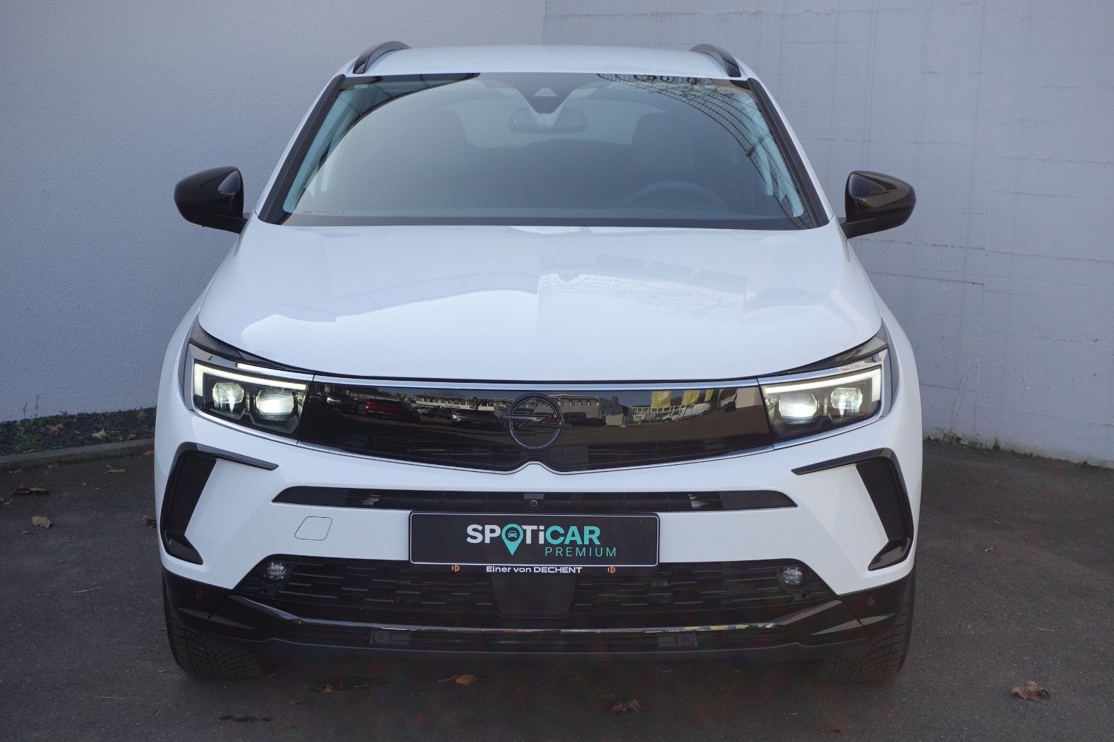 Fahrzeugabbildung Opel Grandland GS 1.2T AUTOMATIK,Matrix,Navi,Kamera