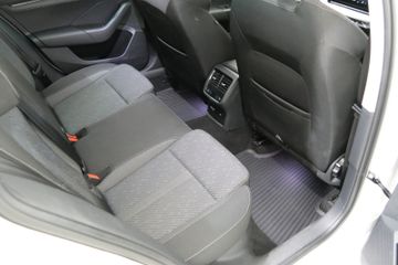 Skoda Octavia Combi Clever 2.0 TDI DSG NAV PDC HUD