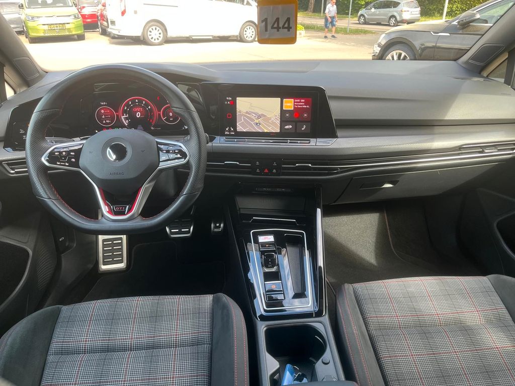 VW Golf VIII GTI 245PS DSG #ACC #APP #NAVI VW Golf VIII GTI 245PS DSG #ACC #APP #NAVI