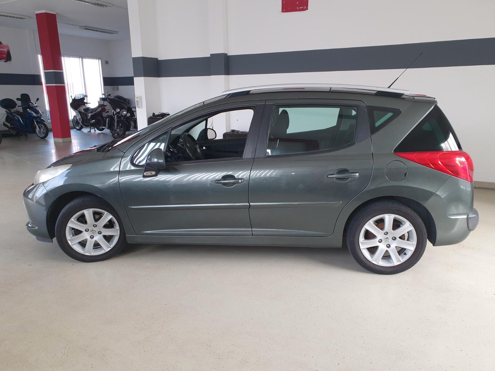 Peugeot 207 2009 — photo 8