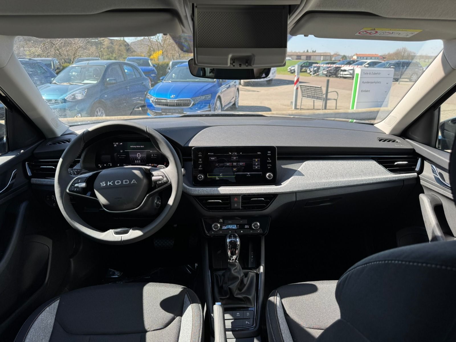 Fahrzeugabbildung SKODA Kamiq Selection 1,0 TSI 85 kW 7-Gang-DSG