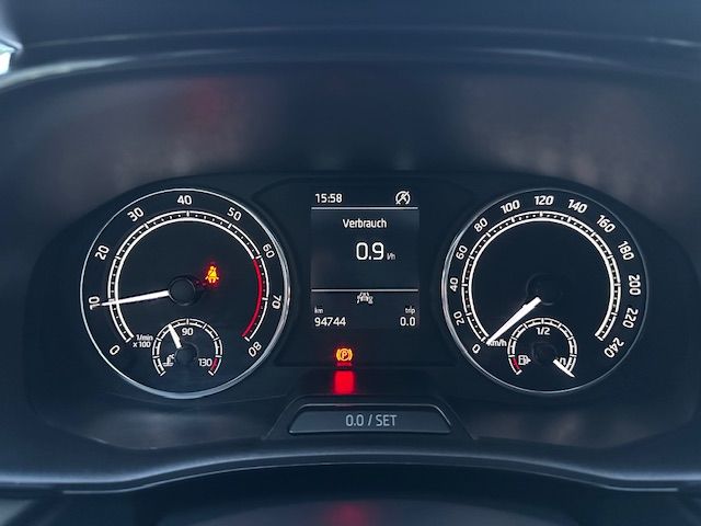 Fabia Ambition PDC;CARPLAY;LED;FSE