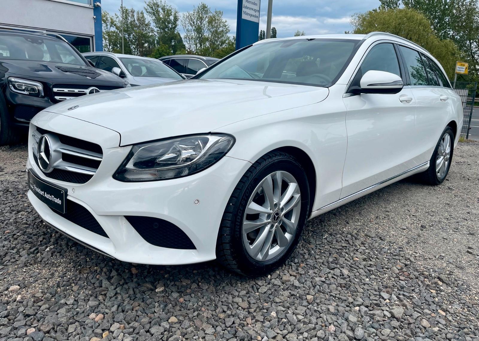 Mercedes-Benz C 220 D  9G-TRONIC\KAMERA\SHz\PDC\Service Neue