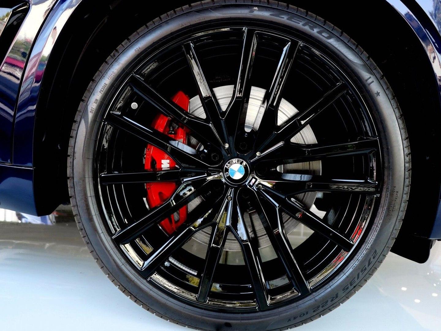 BMW X5 M60i xDrive M Sport Pro UPE € 139.880,-- Blac