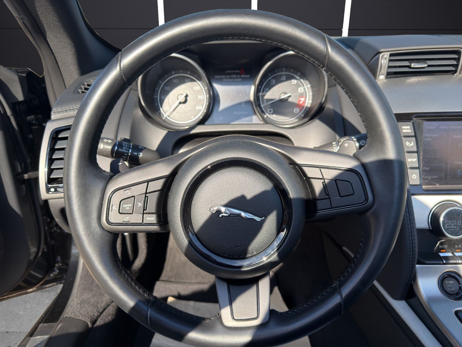 Fahrzeugabbildung Jaguar F-TYPE Cabrio/NEUZustand/Scheckheftgepflegt